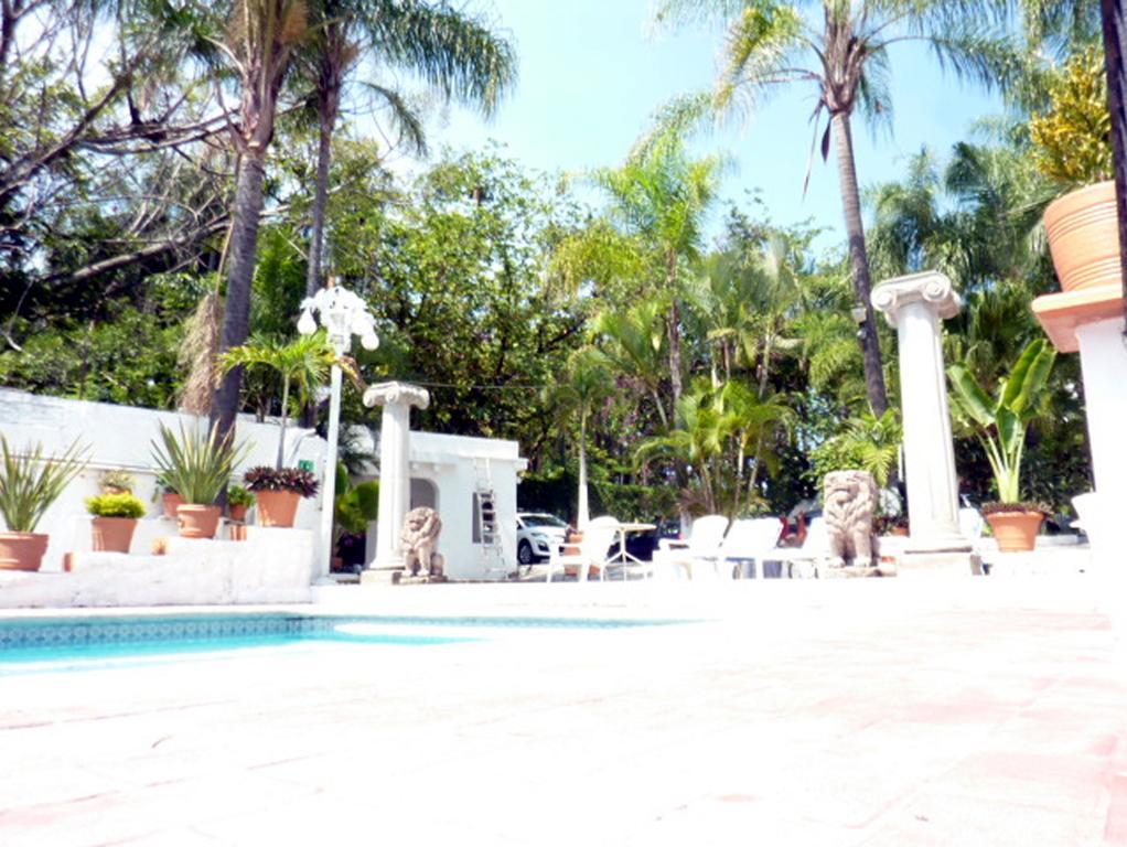 Hotel Bajo El Volcan Cuernavaca Exterior foto